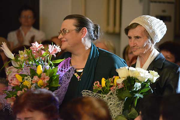 Супруга и мать поэта