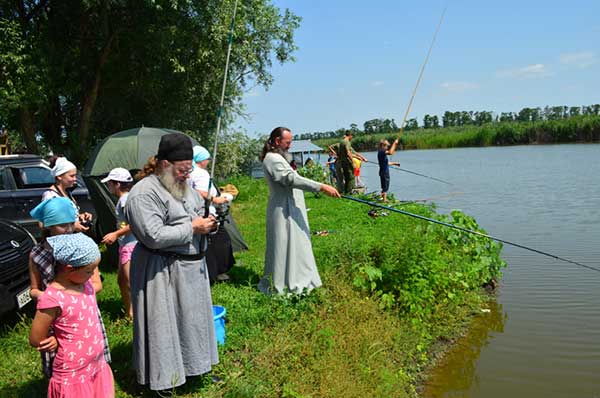Отец Трифон